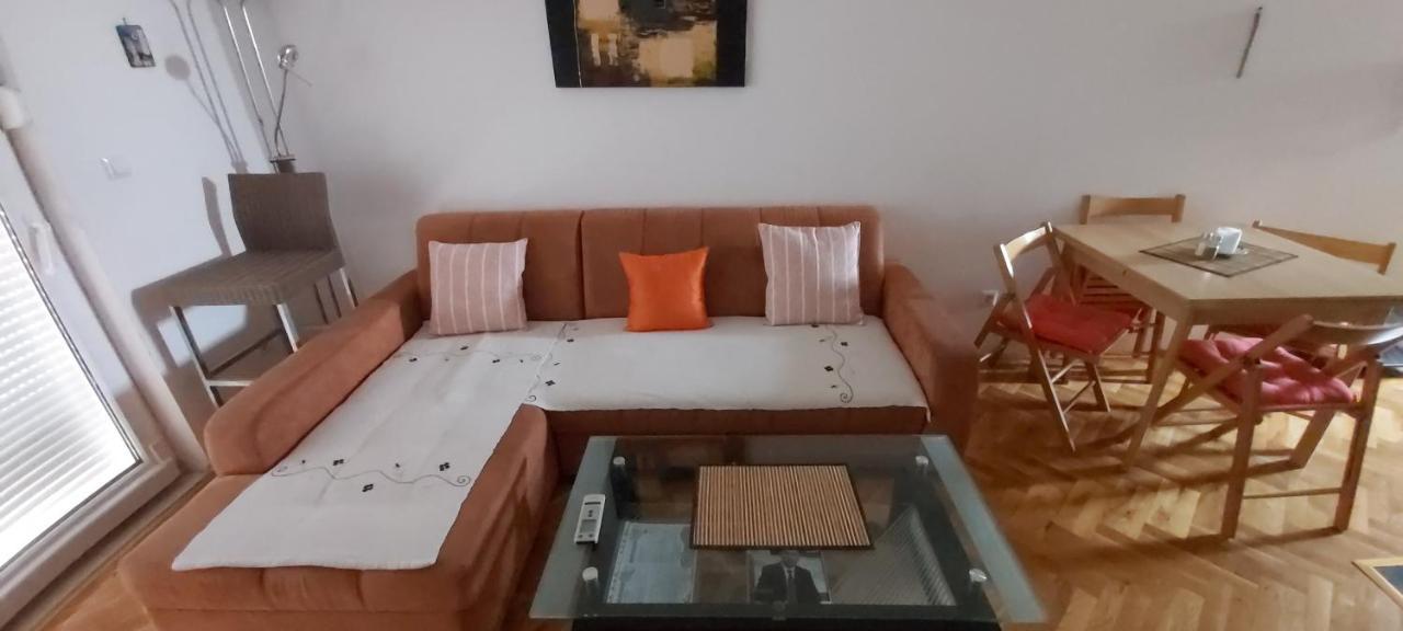 Promajna - Vacation Apartment 외부 사진